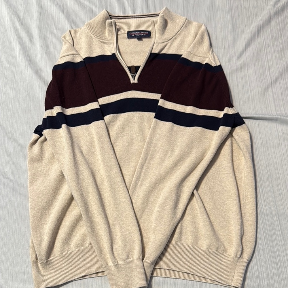 RoundTree & Yorke Men's Beige and Brown Sweater